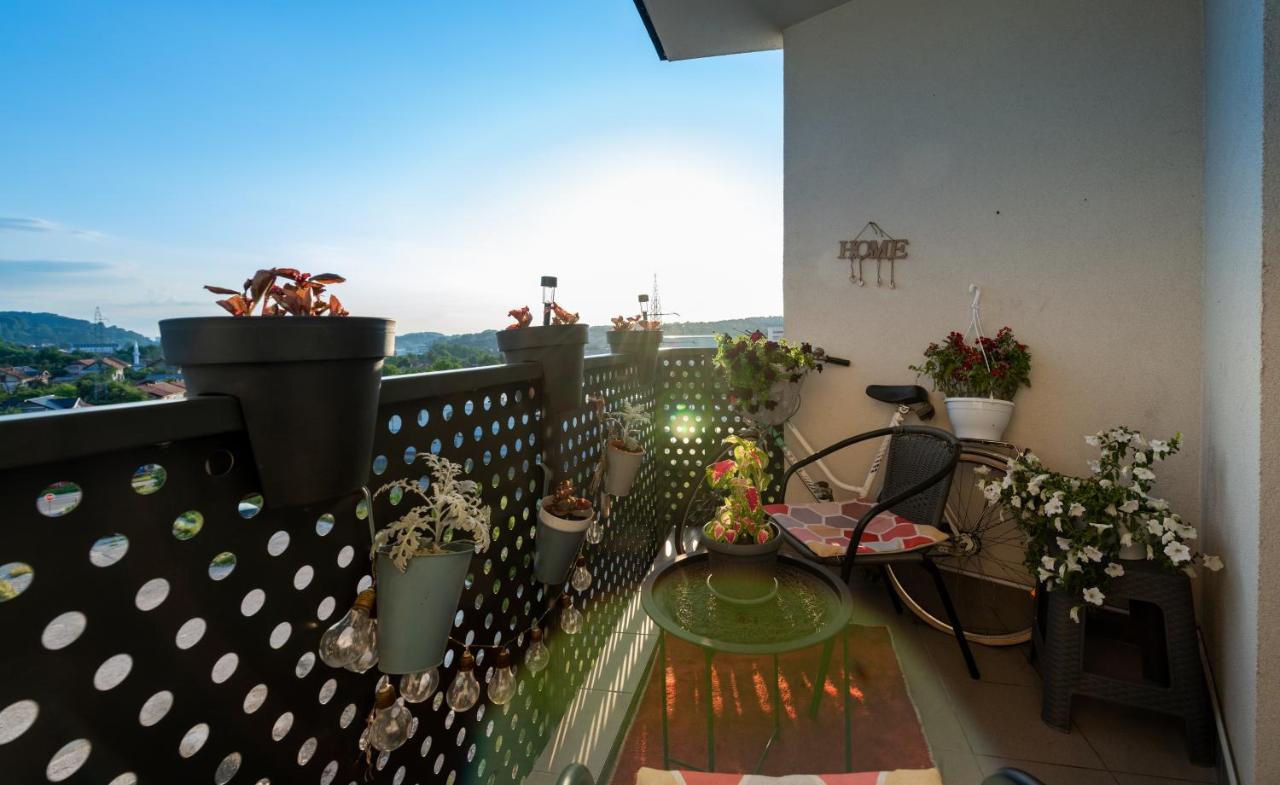 Vesta Apartment Tuzla - Across Bcc Shopping Mall Εξωτερικό φωτογραφία