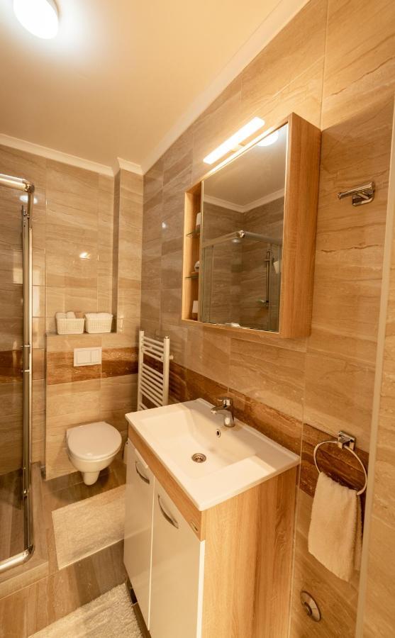Vesta Apartment Tuzla - Across Bcc Shopping Mall Εξωτερικό φωτογραφία