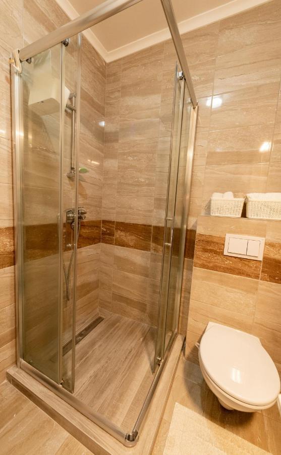 Vesta Apartment Tuzla - Across Bcc Shopping Mall Εξωτερικό φωτογραφία