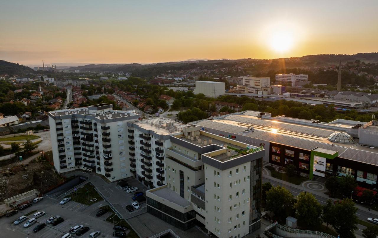 Vesta Apartment Tuzla - Across Bcc Shopping Mall Εξωτερικό φωτογραφία